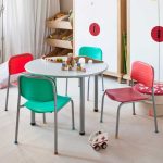 Combo Mesa Infantil Redonda + Silla Infantil Piccolo X4 (Sala Jardín para niños de 4 a 5 años) - Imagen 3