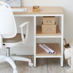 Combo Escritorio Olivo Roble Americano + Silla Diva Blanca - Imagen 4